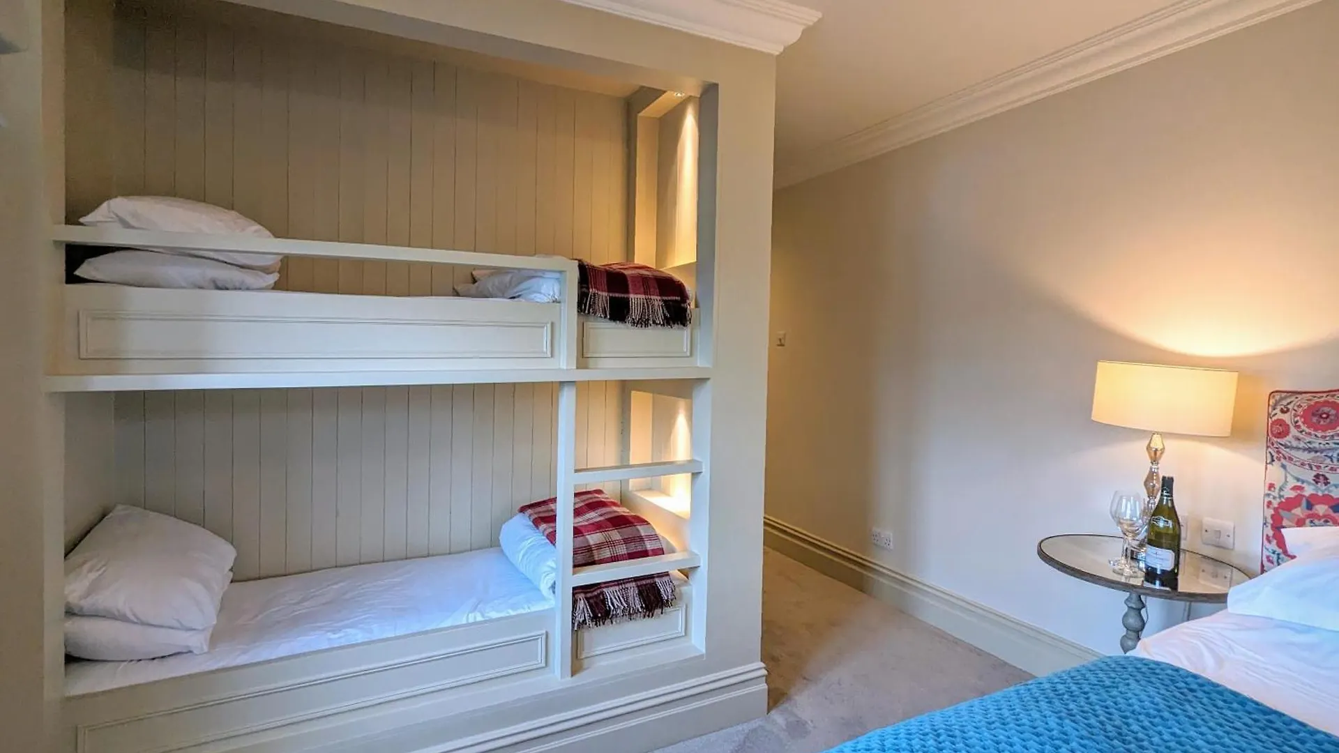 Parc-Le-Breos House Bed and Breakfast Penclawdd