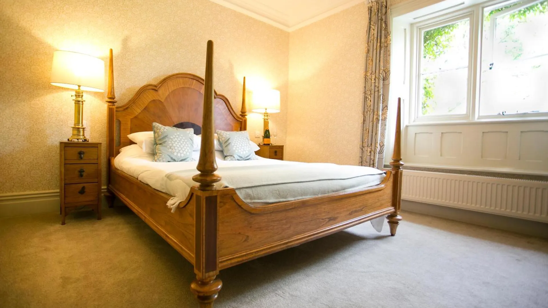 Bed & Breakfast Parc-Le-Breos House Bed and Breakfast Penclawdd