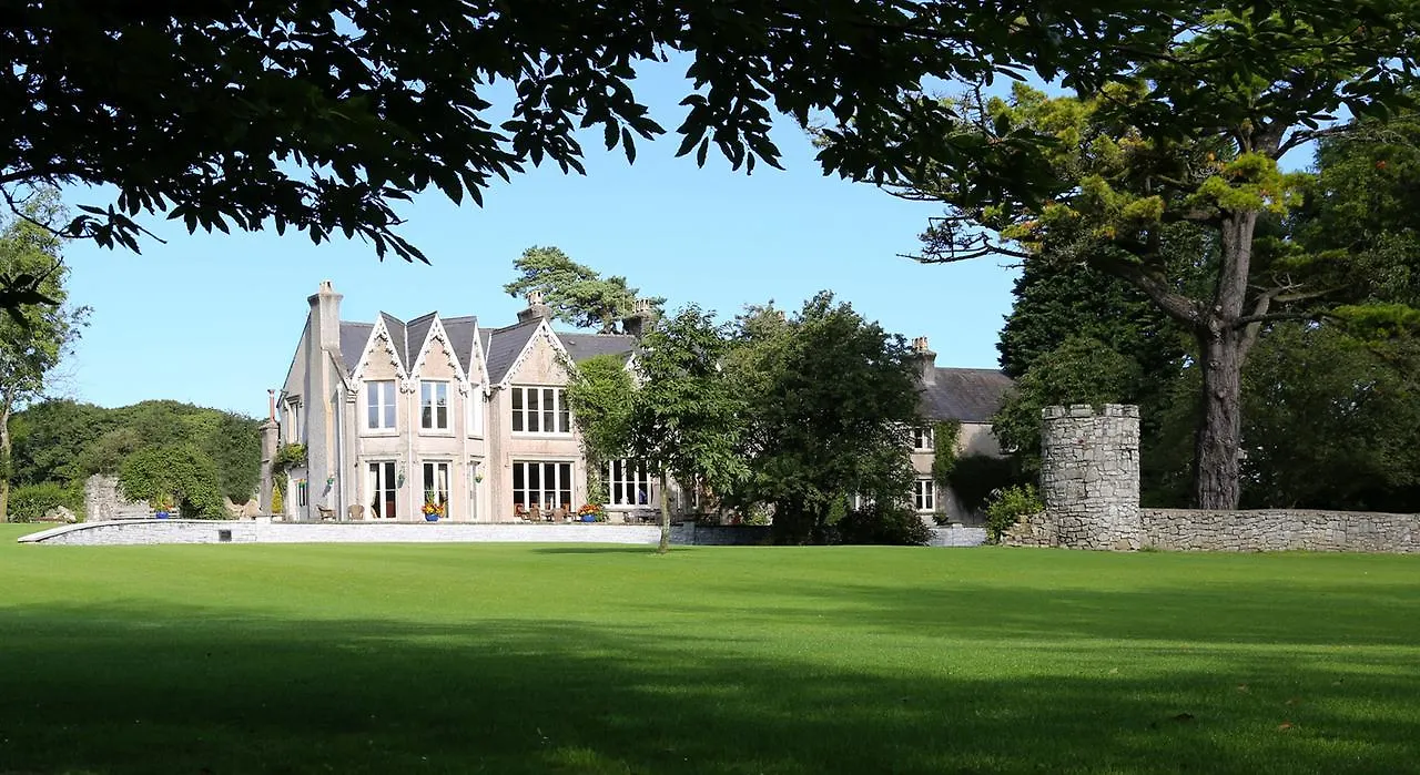 Parc-Le-Breos House Bed and Breakfast Penclawdd