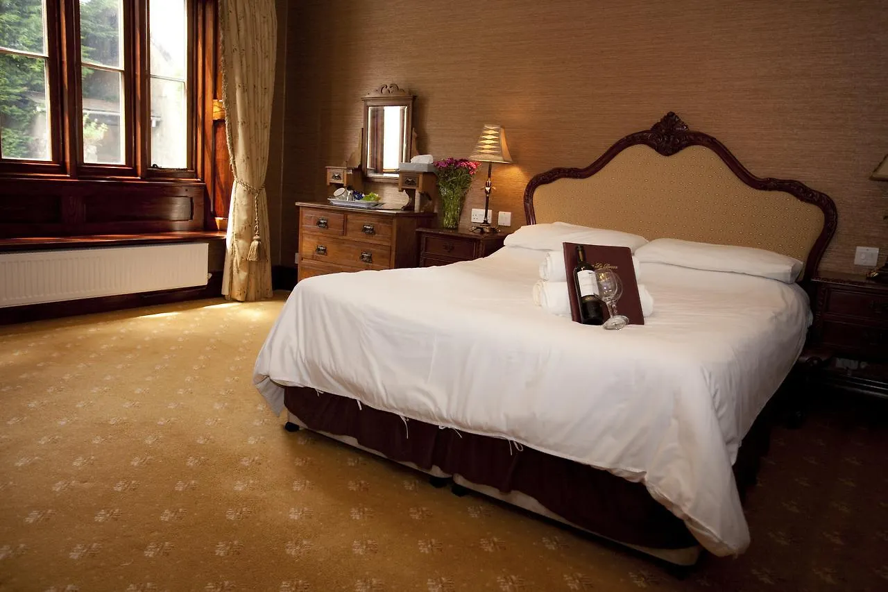Parc-Le-Breos House Bed and Breakfast Penclawdd Bed & Breakfast