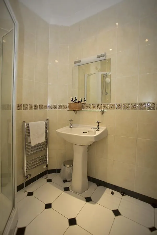 Parc-Le-Breos House Bed & Breakfast Penclawdd