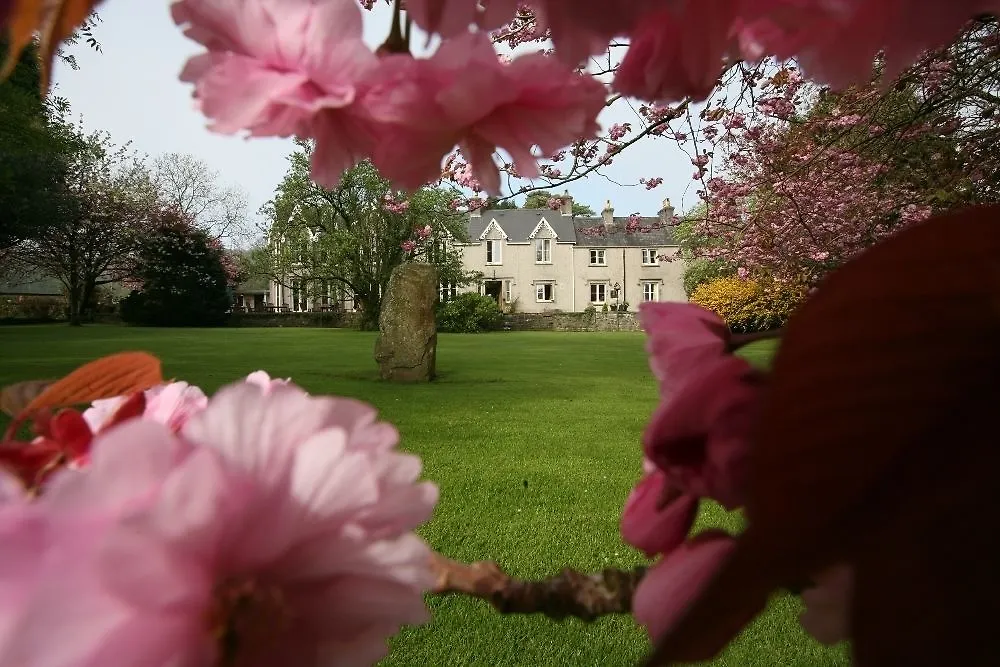 Parc-Le-Breos House Bed & Breakfast Penclawdd 4*,